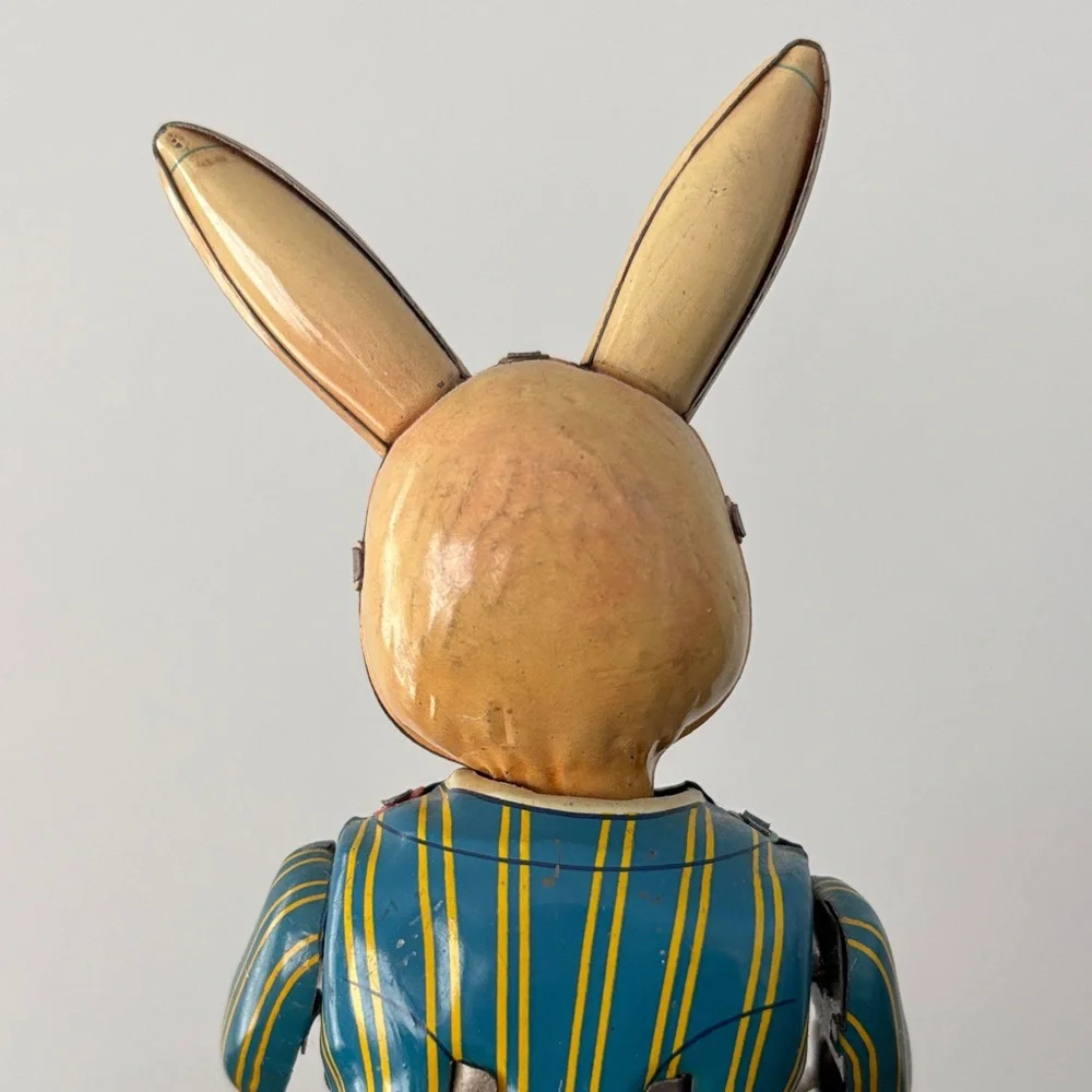 Vintage Rabbit Drummer - Picture 7 of 16